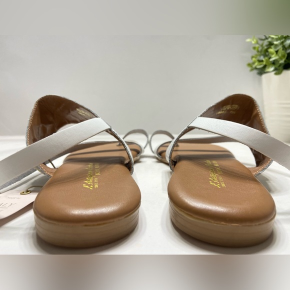 NEW L'artigiano Lucchese Women’s Toe Loop Sandals White Made in Italy Size 7.5 - Picture 4 of 8